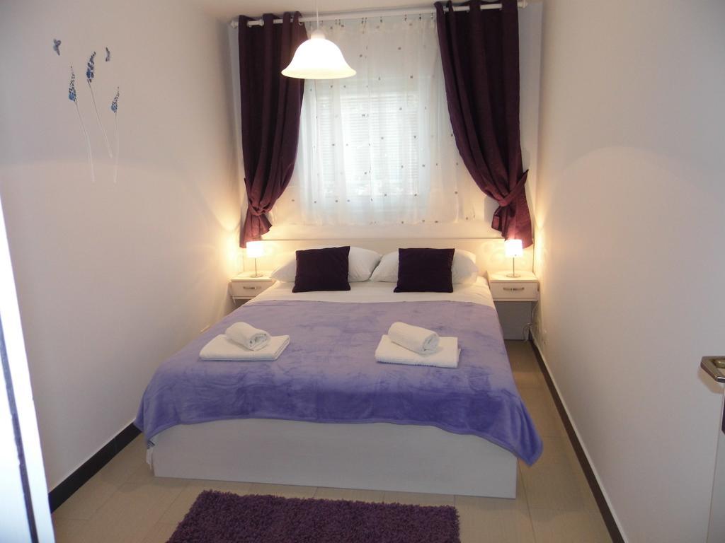 Apartments Mirakul Zadar Room photo
